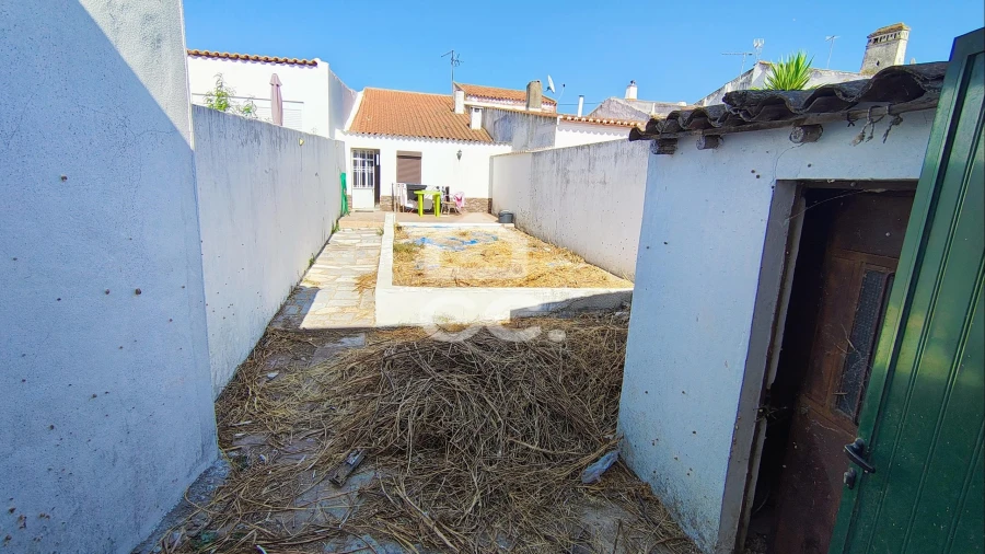 Moradia T2 para Venda em Trigaches e São Brissos Foto 7