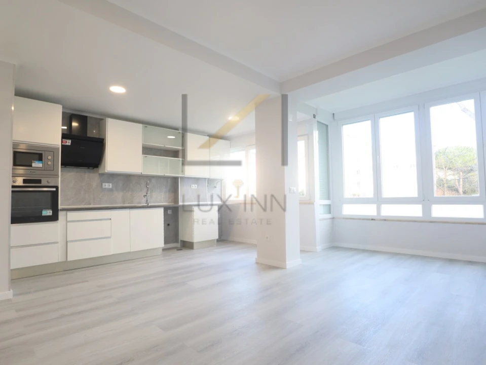 Apartamento T2 para Venda em Oeiras e São Julião da Barra, Paço de Arcos e Caxias Foto 2