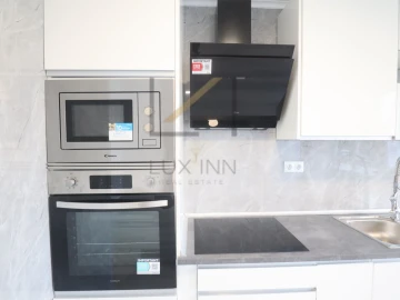 Apartamento T2 para Venda em Oeiras e São Julião da Barra, Paço de Arcos e Caxias