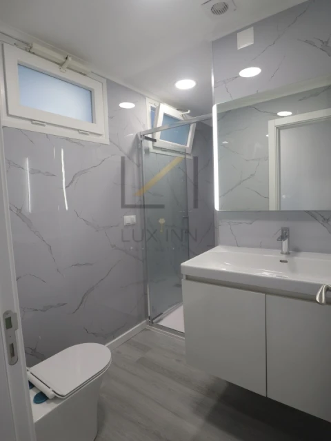 Apartamento T2 para Venda em Oeiras e São Julião da Barra, Paço de Arcos e Caxias