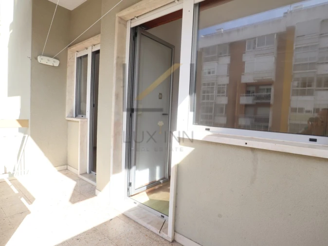 Apartamento T2 para Venda em Oeiras e São Julião da Barra, Paço de Arcos e Caxias Foto 24