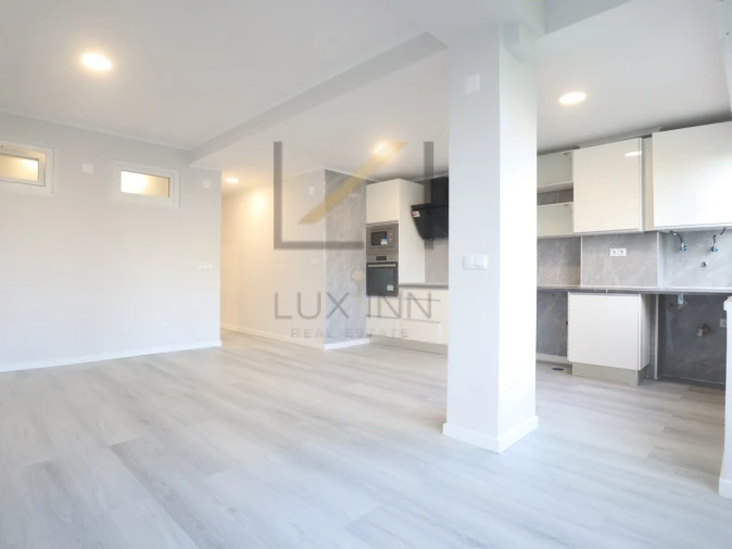 Apartamento T2 para Venda em Oeiras e São Julião da Barra, Paço de Arcos e Caxias Foto 8