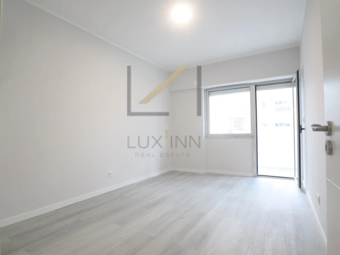 Apartamento T2 para Venda em Oeiras e São Julião da Barra, Paço de Arcos e Caxias Foto 14