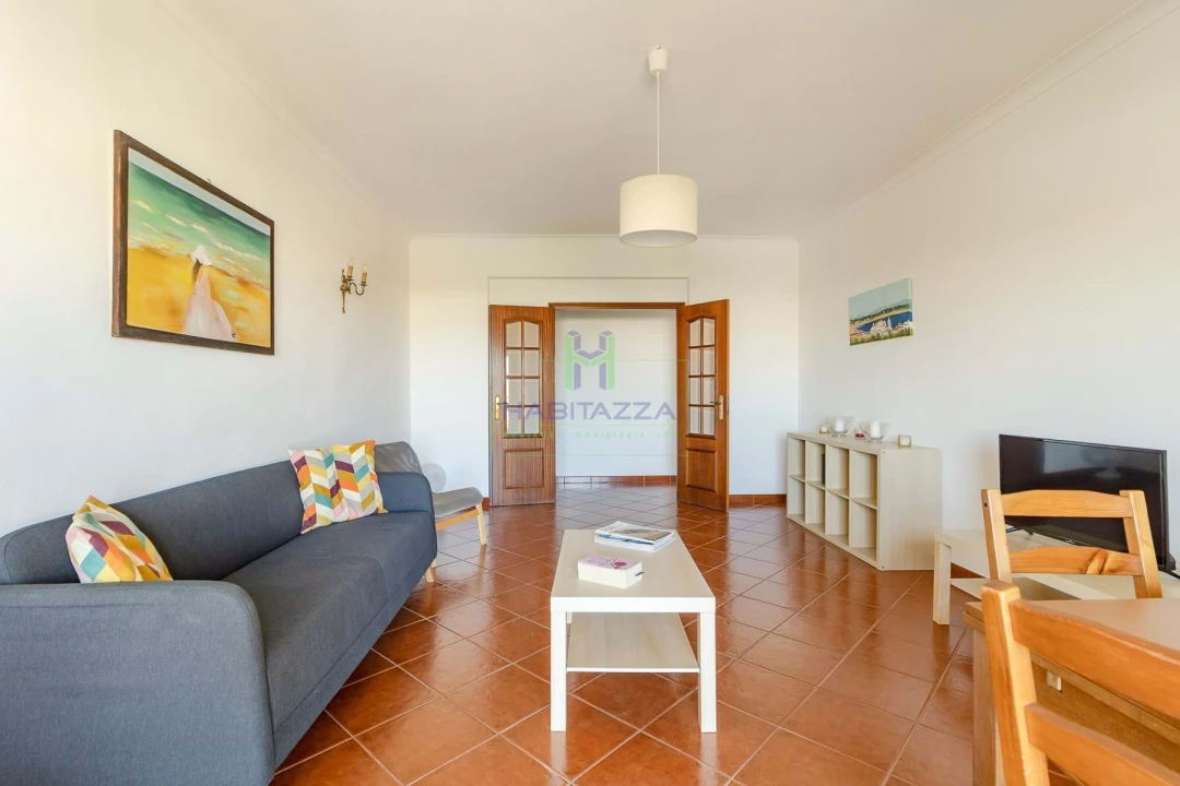 Apartamento T2 para Arrendamento em Lagos (São Sebastião e Santa Maria) Foto 7