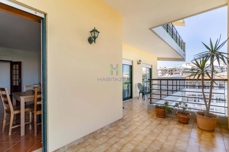 Apartamento T2 para Arrendamento em Lagos (São Sebastião e Santa Maria) Foto 5