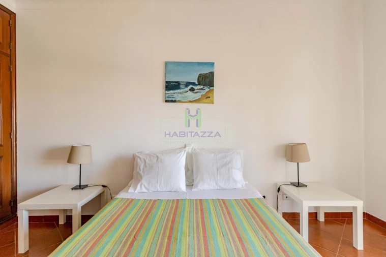 Apartamento T2 para Arrendamento em Lagos (São Sebastião e Santa Maria) Foto 22