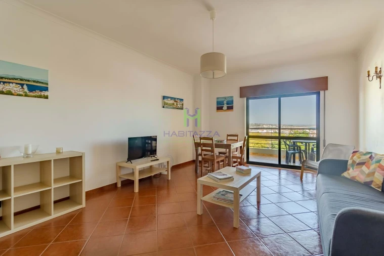 Apartamento T2 para Arrendamento em Lagos (São Sebastião e Santa Maria) Foto 2