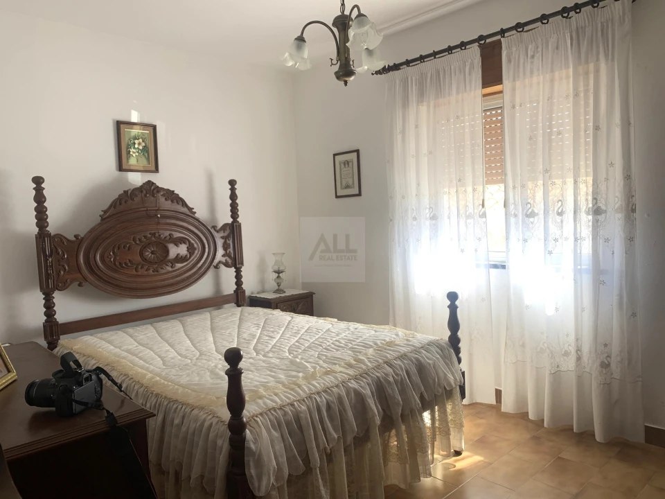 Moradia T4 para Venda em Portimão Foto 9