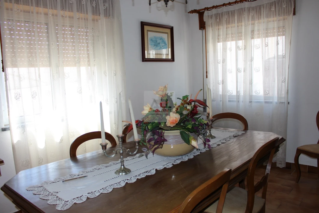 Moradia T4 para Venda em Portimão Foto 3