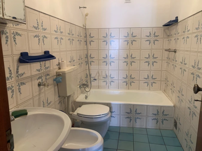 Moradia T4 para Venda em Portimão Foto 8