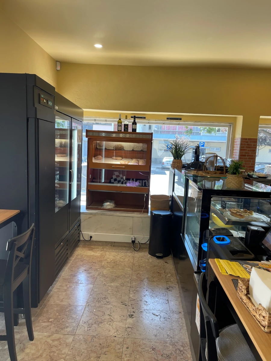 Negócio para Trespasse em Carcavelos e Parede Foto 2