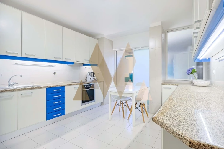 Apartamento T3 para Venda em Santa Marinha Foto 12