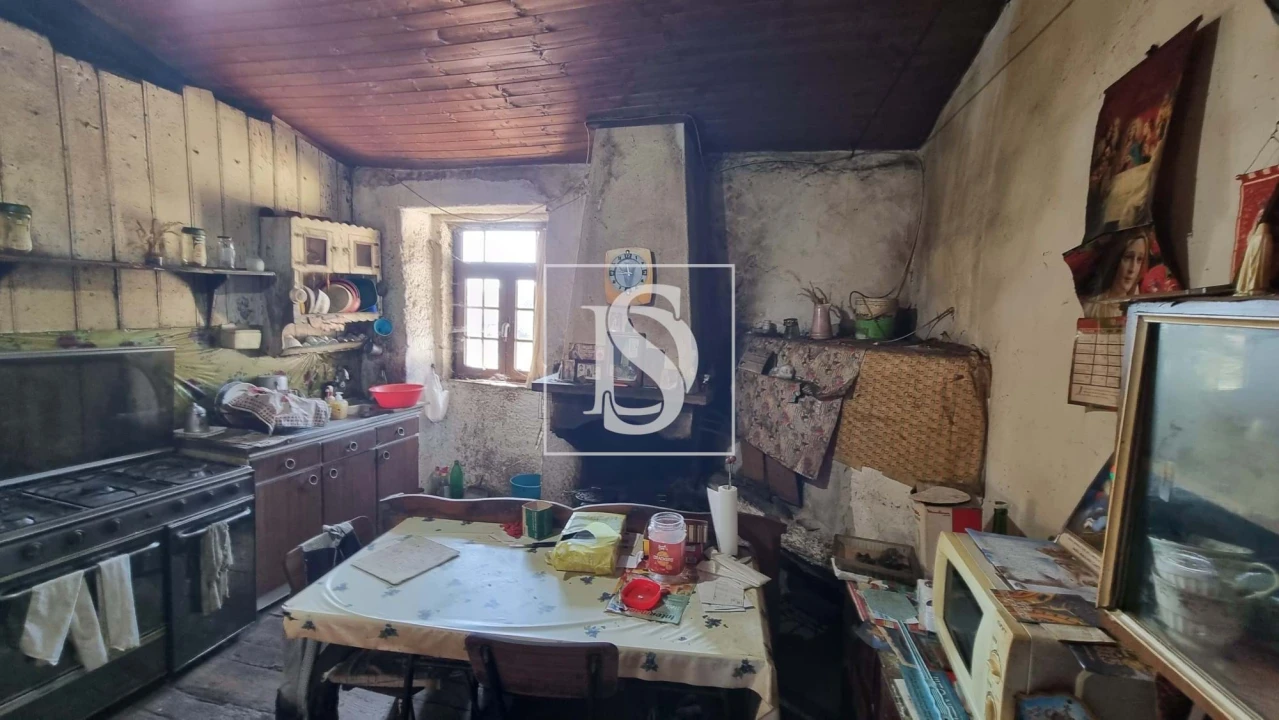 Moradia T2 para Venda em Cantelães Foto 5