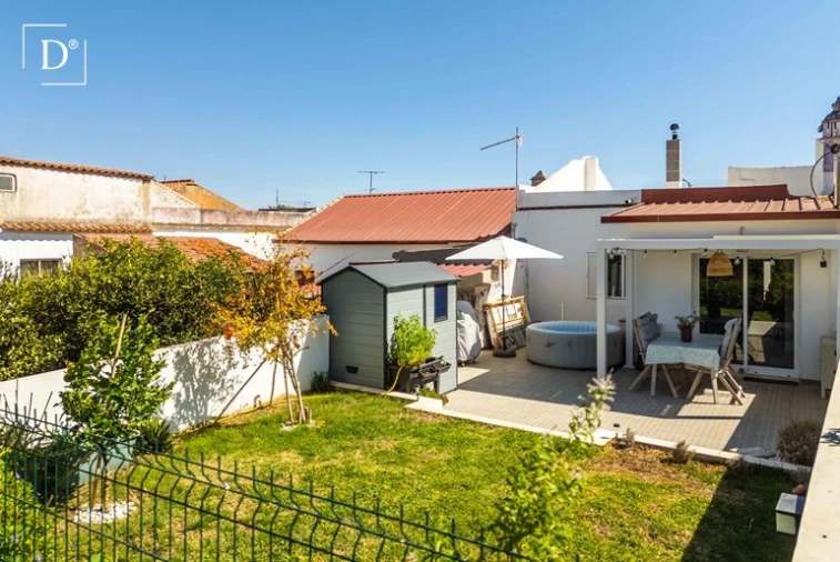 Moradia T2 para Venda em São Silvestre Foto 23