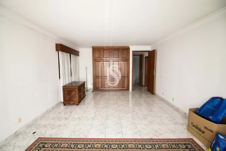 Moradia T4 para Venda em Tadim Foto 11