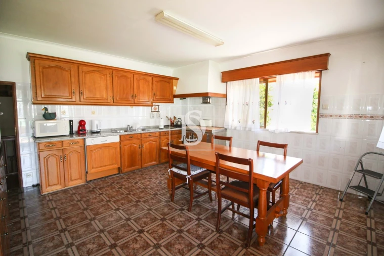 Moradia T4 para Venda em Tadim Foto 9