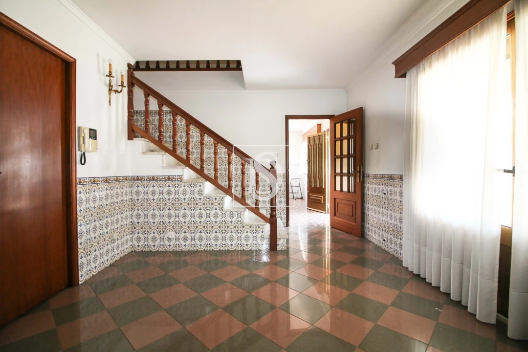 Moradia T4 para Venda em Tadim Foto 12