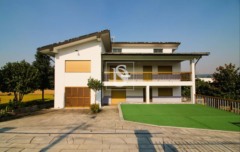 Moradia T4 para Venda em Tadim Foto 29