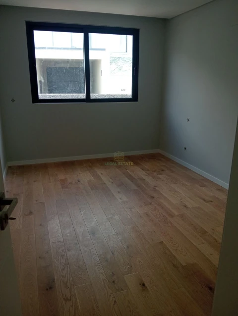 Moradia T3 para Venda em Funchal (Santa Maria Maior)