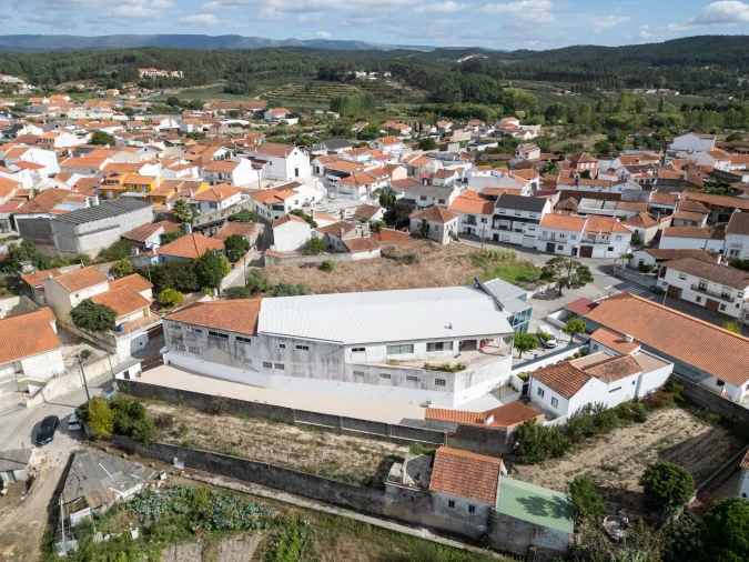 Moradia T3 para Venda em Coz, Alpedriz e Montes Foto 101