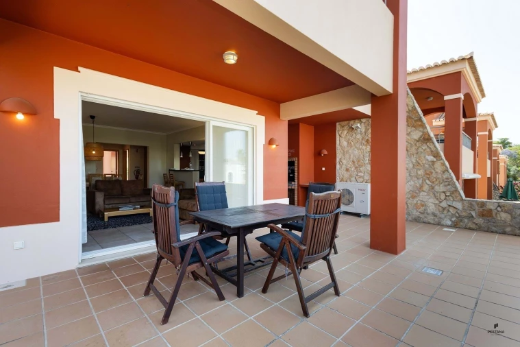 Apartamento T2 para Venda em Estômbar e Parchal Foto 15