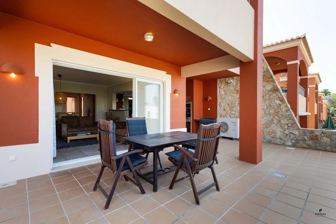 Apartamento T2 para Venda em Estômbar e Parchal Foto 15