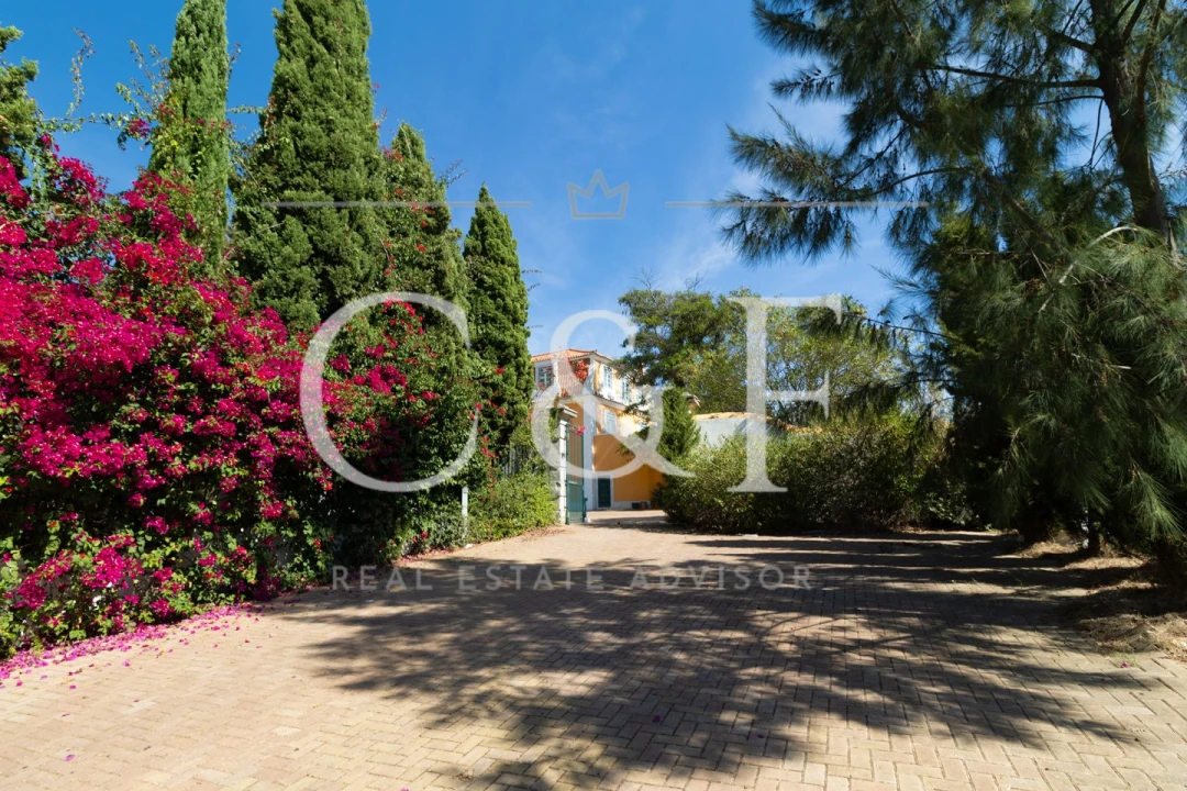 Moradia T7 para Venda em Marvila Foto 70