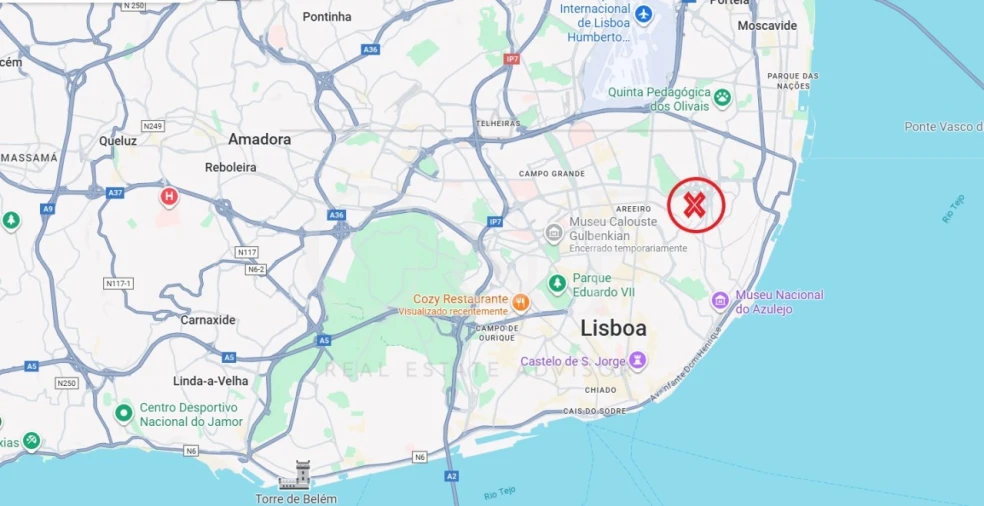 Moradia T7 para Venda em Marvila Foto 72