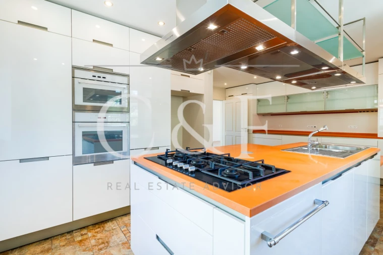 Moradia T7 para Venda em Marvila Foto 38