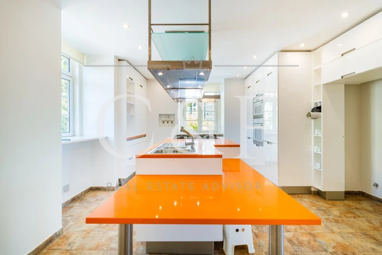 Moradia T7 para Venda em Marvila Foto 39