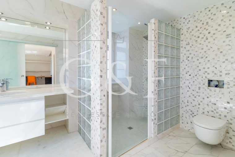 Moradia T7 para Venda em Marvila Foto 45