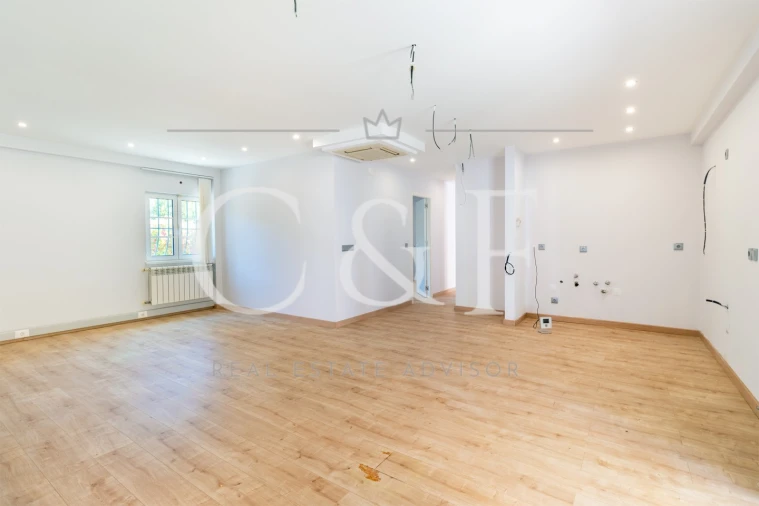 Moradia T7 para Venda em Marvila Foto 56