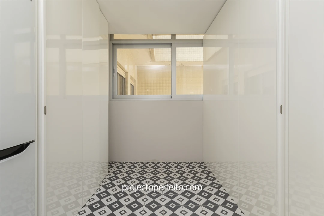 Apartamento T4 para Arrendamento em Espinho Foto 9