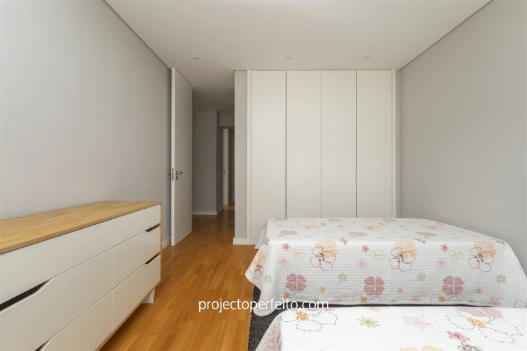Apartamento T4 para Arrendamento em Espinho Foto 20