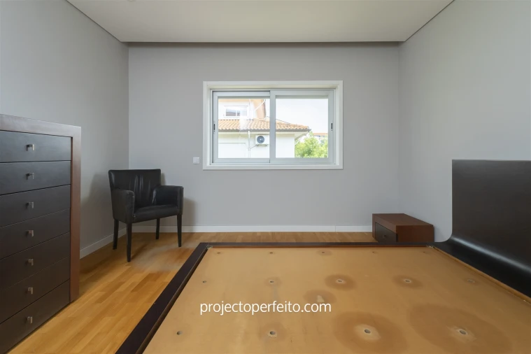 Apartamento T4 para Arrendamento em Espinho Foto 17