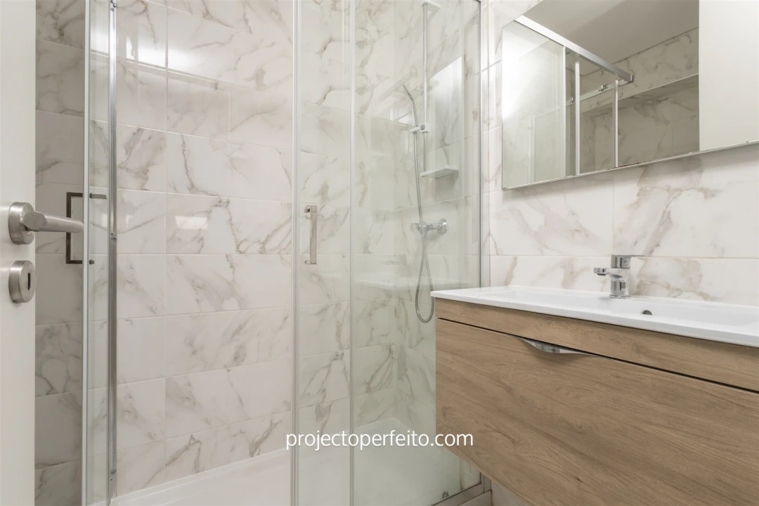 Apartamento T4 para Arrendamento em Espinho Foto 21