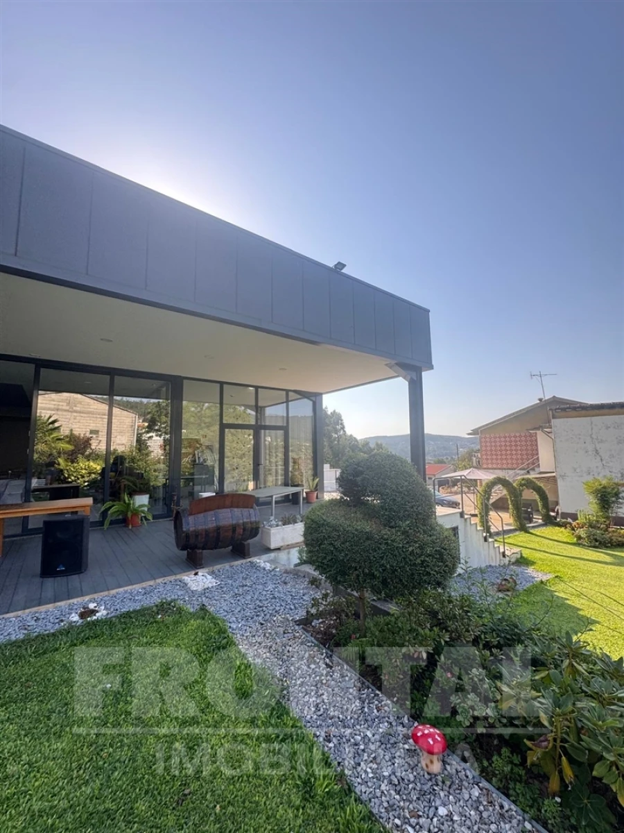 Quinta T0 para Venda em Reguenga Foto 6