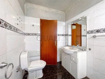 Moradia T3 para Venda em Canhas