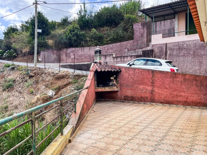 Moradia T3 para Venda em Canhas Foto 34