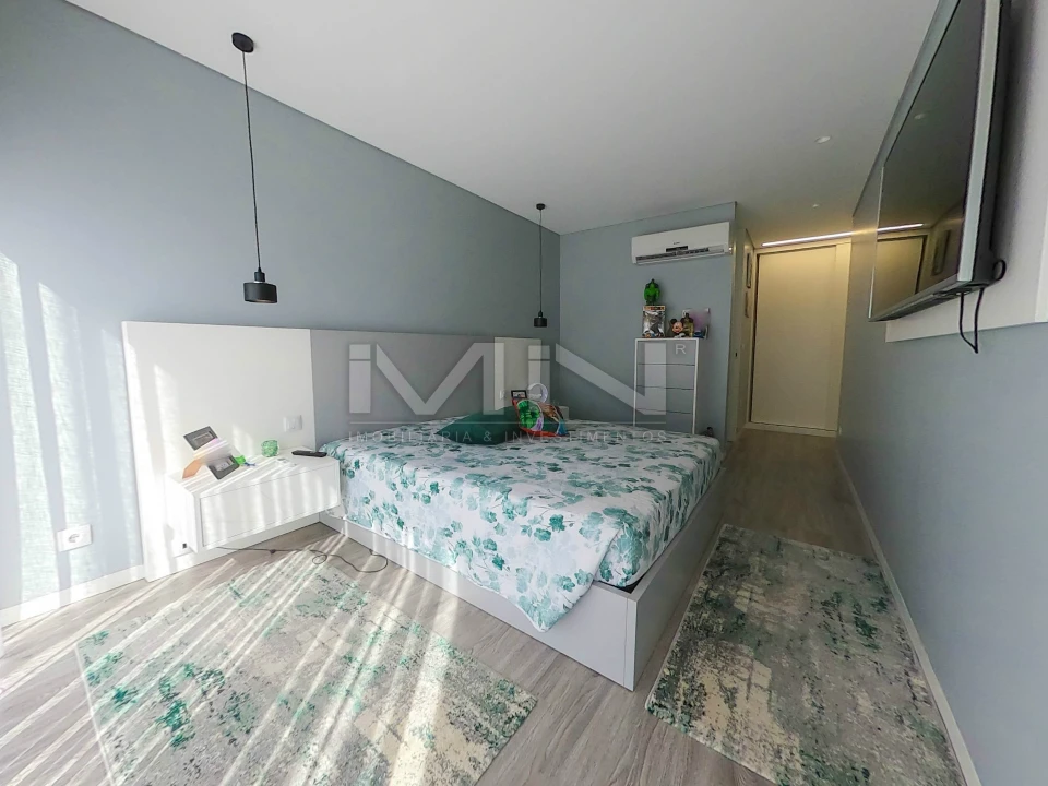 Moradia T5 para Venda em Gondomar (São Cosme), Valbom e Jovim Foto 16