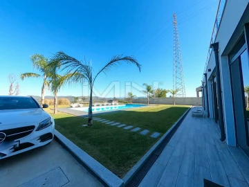 Moradia T5 para Venda em Gondomar (São Cosme), Valbom e Jovim
