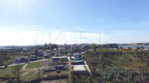 Moradia T5 para Venda em Gondomar (São Cosme), Valbom e Jovim