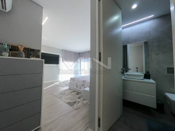 Moradia T5 para Venda em Gondomar (São Cosme), Valbom e Jovim
