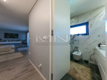 Moradia T5 para Venda em Gondomar (São Cosme), Valbom e Jovim