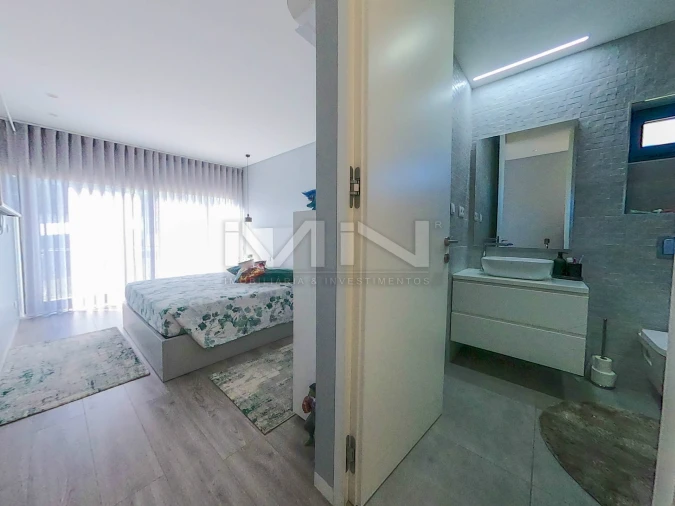Moradia T5 para Venda em Gondomar (São Cosme), Valbom e Jovim Foto 19