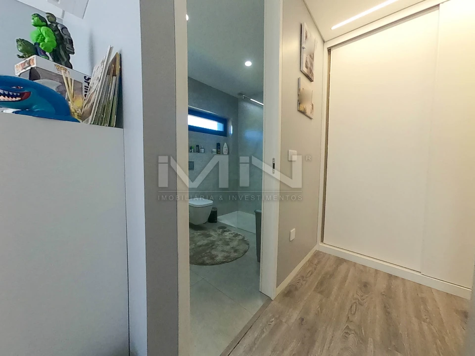 Moradia T5 para Venda em Gondomar (São Cosme), Valbom e Jovim Foto 18