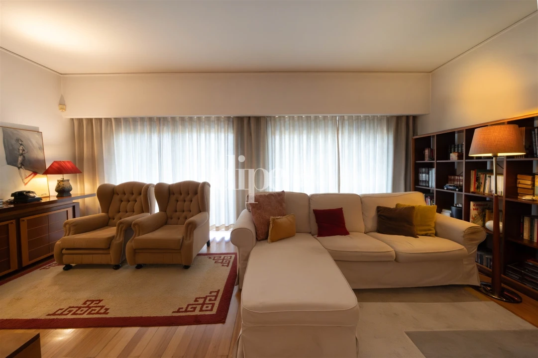 Moradia T3 para Venda em Creixomil Foto 5