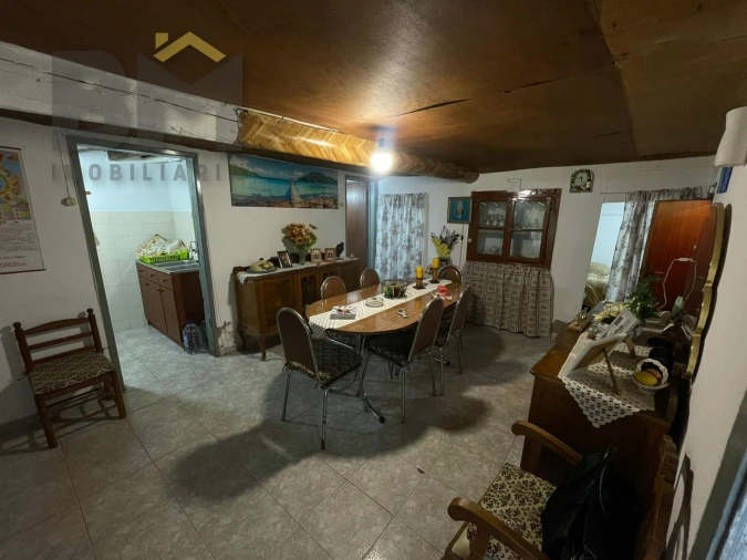 Moradia T4 para Venda em Ladoeiro Foto 2