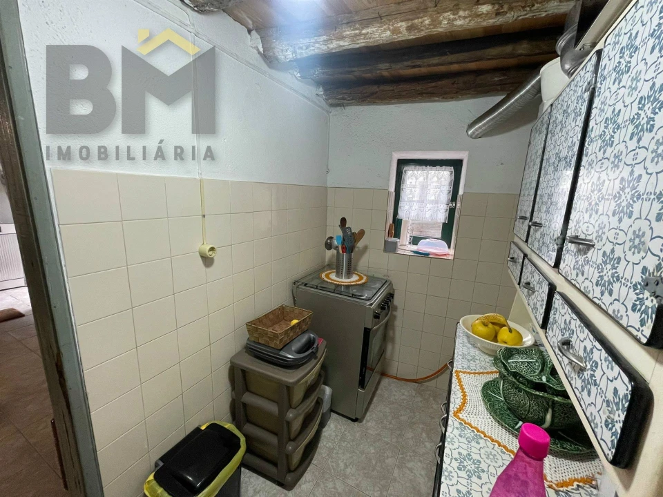 Moradia T4 para Venda em Ladoeiro Foto 6