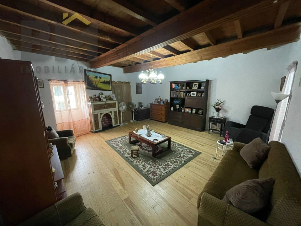 Moradia T4 para Venda em Ladoeiro Foto 11